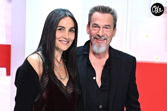 Exclusif - Florent Pagny et son épouse Azucena - Enregistrement de l'émisssion Vivement dimanche au studio Gabriel, presentée par Michel Drucker . Diffusion sur France 2 le 21 Novembre 2021 . © Guillaume Gaffiot / Bestimage