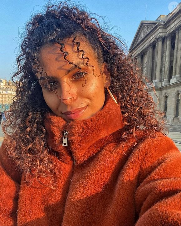 La victoire aurait pris la défense de sa compagne, qui aurait été insultée par le suspect dans le tramway.

Isabelle Pibouleau, sur une photo publiée sur son compte Instagram le 5 mars 2022.