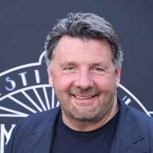 Dans la série "Demain, j'arrête !", diffusée sur Canal+, l'acteur qui fête aujourd'hui son 59ème anniversaire a révélé quelle était cette addiction qui lui a longtemps fait vivre l'enfer : la ludomanie.

Exclusif - Philippe Lellouche - Soirée d'ouverture de la 3ème édition du Festival du Cinema Français et de la gastronomie d'Aix-les-Bains © Denis Guignebourg/BestImage