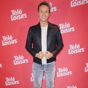 Cyril Feraud assiste à la cérémonie des « Télé Loisirs Awards 2025 » à Paris, le 23 septembre 2025, en France. Photo de Jérôme Domine/ABACAPRESS.COM