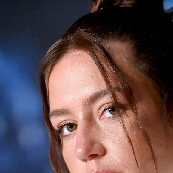 Adele Exarchopoulos assiste au photocall de 'L'Amour Ouf' (Beating Hearts) lors du 77ème Festival de Cannes au Palais des Festivals le 24 mai 2024 à Cannes, France. Photo par Franck Castel/ABACAPRESS.COM