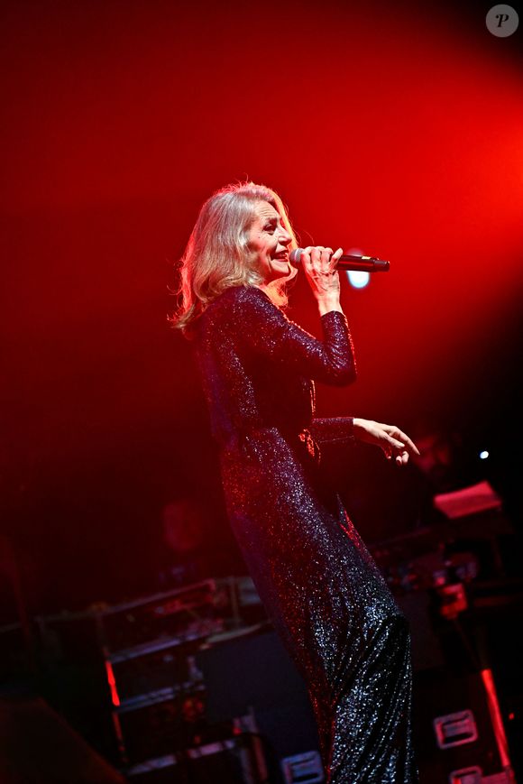 Lio - Christian Estrosi, le maire de Nice, a présenté ses vœux aux 4 000 seniors au Palais Nikaïa à Nice, le 30 janvier 2024, et leur a offert le spectacle musical Totalement 80. Bruno Bebert / Bestimage