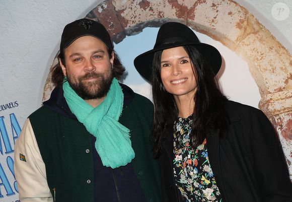 Arthur Jugnot et sa femme Flavie Péan - Soirée de gala pour la première de la comédie musicale "Mamma Mia ! Le Musical" au Casino de Paris le 26 octobre 2023. © Coadic Guirec/Bestimage