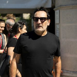 Gilles Lellouche - Les célébrités sur le ponton de l'hôtel Excelsior lors de la 82ème édition du festival international du film de Venise (La Mostra), Italie, le 6 septembre 2025. © SGP/Bestimage
