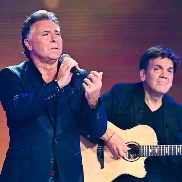 Roberto Alagna et Jean-Felix Lalanne - Enregistrement de l'émission Vivement dimanche, diffusée sur France 3 le 17 novembre 2024.
© Guillaume Gaffiot / Bestimage