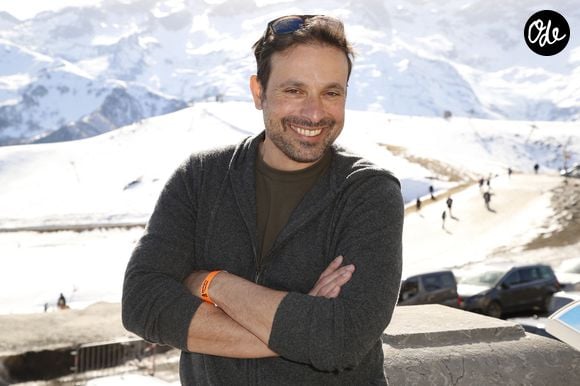 Éric Massot était également présent lors de cette cérémonie chargée en émotion.

Bruno Salomone pour Boomerang - Photocall lors de la 24ème édition du Festival des Créations TV de Luchon, le 10 février 2022.

© Christophe Aubert via Bestimage