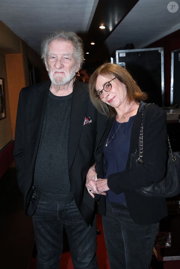 Après l'annulation de sa tournée d'été qui comportait six dates à l'été 2025, le chanteur de 83 ans avait adressé quelques mots à ses fans, tout en restant très vague sur la réelle raison de son absence.

Exclusif - Eddy Mitchell et sa femme Muriel au spectacle "Laurent Gerra se met à table!" au Casino de Paris le 19 décembre 2024. © Bertrand Rindoff / Bestimage