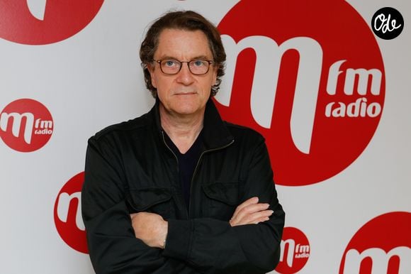 Interview de Francis Cabrel dans l'émission "M comme Montiel" présentée par Bernard Montiel sur MFM radio à Paris. © Christophe Clovis / Bestimage