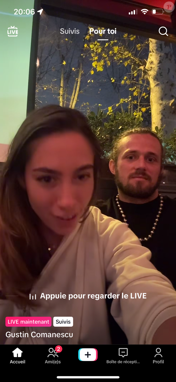 Cassandre et Gustin, duo phare de "Koh-Lanta, La Tribu maudite", en plein live sur TikTok.
