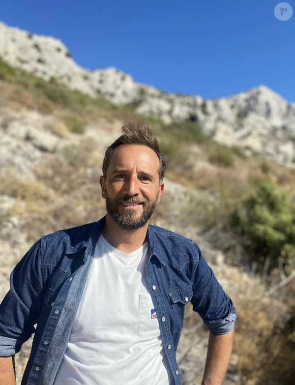 Outre le journaliste, l'octogénaire laisse derrière lui sa femme Bernadette, sa fille Nadia et six petits-enfants. 

Ismaël Khelifa (Échappées belles) sur Instagram.