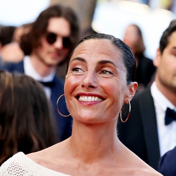Alessandra Sublet - Montée des marches du film " Mascarade " lors du 75ème Festival International du Film de Cannes. Le 27 mai 2022
© Dominique Jacovides / Bestimage