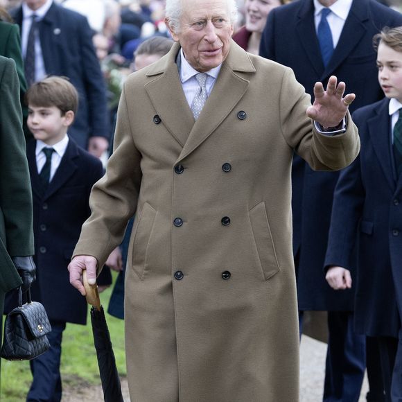 Le roi Charles III d'Angleterre - La famille royale britannique se rend à la messe de Noël à Sandringham le 25 décembre 2024. Crédit : Julien Burton / Bestimage