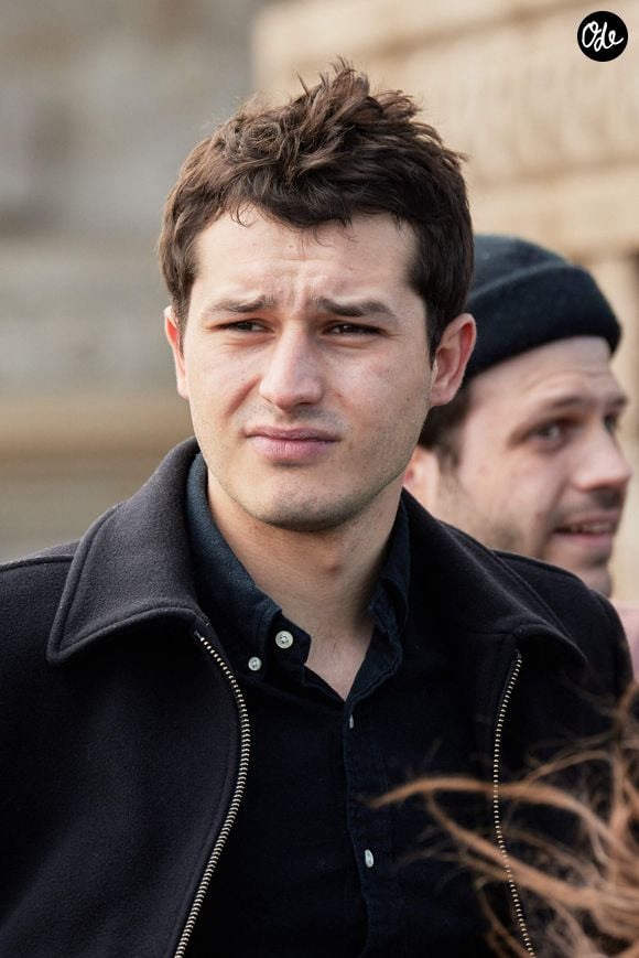 Le jeune homme a fêté ses 28 ans le 7 octobre.

Giacomo Belmondo - Inauguration de "La promenade Jean-Paul Belmondo" au terre-plein central du pont de Bir-Hakeim, ouvrage public communal situé sous le viaduc du métro aérien, à Paris (15e, 16e) le 12 avril 2023. © Cyril Moreau/Bestimage