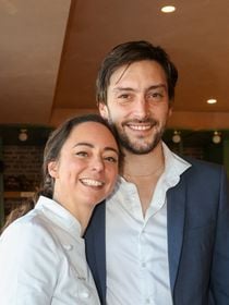 Nina Métayer ne vit plus dans un 50 m2, elle a craqué pour une longère dans une région très prisée