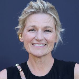 Si elle est apparue à Roland-Garros en 2025 auprès de ses fils, Anne-Élisabeth Lemoine n'a jamais posé avec Philippe Coelho, dont elle respecte l'engagement dans l'ombre.
Anne-Élisabeth Lemoine assiste à la célébration du 10e anniversaire de Mediawan le 2 juin 2026 à Paris, en France. Photo de Jérôme Domine/Abaca