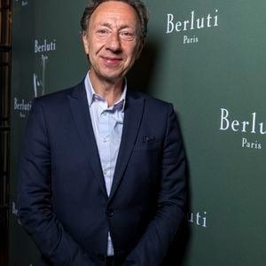 Stéphane Bern au photocall du cocktail "Dolce Far Niente" par Berluti à la Fondation Simone & Cino Del Duca à Paris, le 25 juin 2025.

© Olivier Borde/Bestimage
