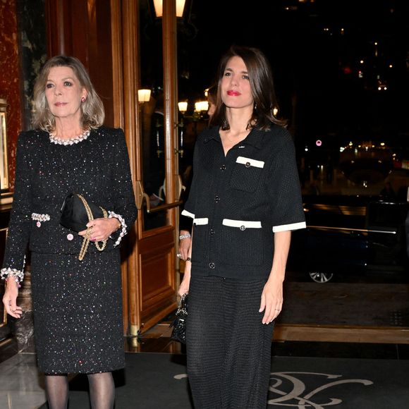 La princesse Alexandra de Hanovre, la princesse Caroline de Hanovre (La princesse a troqué sa chevelure argenté contre un blond cendré), Charlotte Casiraghi lors de la cérémonie de proclamation de l'édition 2024 des Prix de la Fondation Prince Pierre à l'opéra Garnier à Monaco, le 8 octobre 2024. La princesse Caroline de Hanovre (La princesse a troqué sa chevelure argenté contre un blond cendré) était accompagnée par ses deux filles, Alexandra de Hanovre et Charlotte Casiraghi. © Bruno Bebert / Bestimage