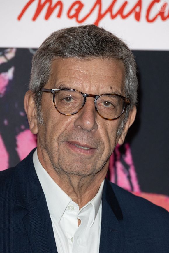Michel Cymes assiste au Gala d'Enfance Majuscule à la salle Gaveau le 10 décembre 2025 à Paris, France. Photo by Nasser Berzane/ABACAPRESS.COM