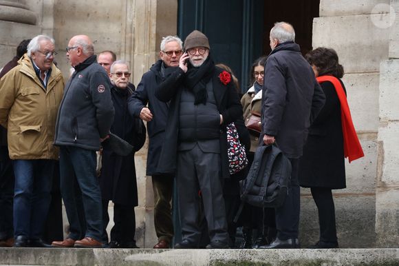 Thomas Stern arrivant à la cérémonie d'enterrement de Catherine Laborde à l'église Saint-Roch à Paris, France, le 6 février 2025. L'emblématique présentatrice météo de TF1 est décédée le 28 janvier 2025 à l'âge de 73 ans, des suites d'une démence à corps de Lewy, une maladie neurodégénérative dont Catherine Laborde souffrait depuis 2014. Photo par Jerome Domine/ABACAPRESS.COM