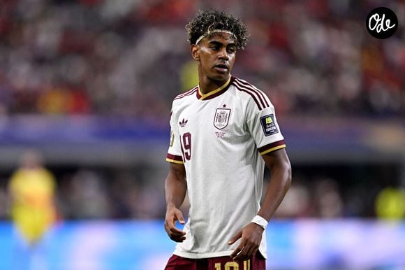 14/07/2026 France - Espagne - Demi-finale - Coupe du Monde de la FIFA 2026. ARLINGTON, ÉTATS-UNIS - 14 juillet : Lamine Yamal (Espagne) lors de la demi-finale de la Coupe du Monde de la FIFA 2026 opposant la France à l'Espagne au Dallas Stadium, le 14 juillet 2026 à Arlington, au Texas. Imago/PsnewZ/Bestimage
