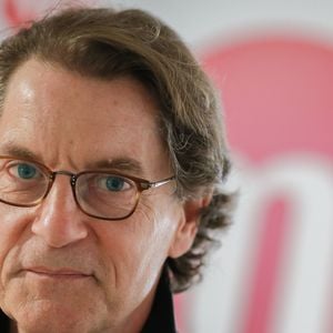 Interview de Francis Cabrel dans l'émission "M comme Montiel" présentée par Bernard Montiel sur MFM radio à Paris le 20 mai 2015. © Christophe Clovis / Bestimage