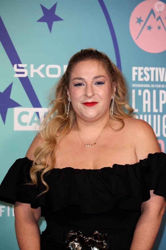 Marilou Berry au photocall des arrivées de la cérémonie de clôture du 27ème Festival International du Film de Comédie de l'Alpe d'Huez, France, le 20 janvier 2024. © Dominique Jacovides/Bestimage