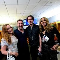 Chacun son sosie ! David et Cathy Guetta réunis avec leurs enfants Angie et Tim-Elvis, des retrouvailles festives à leur image !