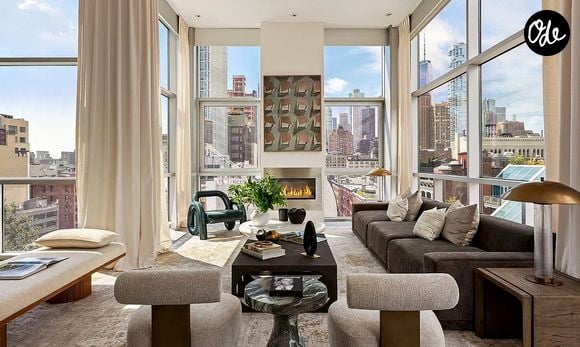 Thierry Henry, légende du football français, a mis en vente son luxueux penthouse de New York, acheté en 2010 au moment de sa signature aux Red Bulls, contre 25 millions de dollars (22 millions d'euros). Photo par Sotheby's via Bestimage