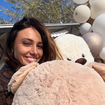 Après avoir été au chevet de son ex-compagnon Roger, Delphine Wespiser retrouve le sourire : un bébé est en route !
