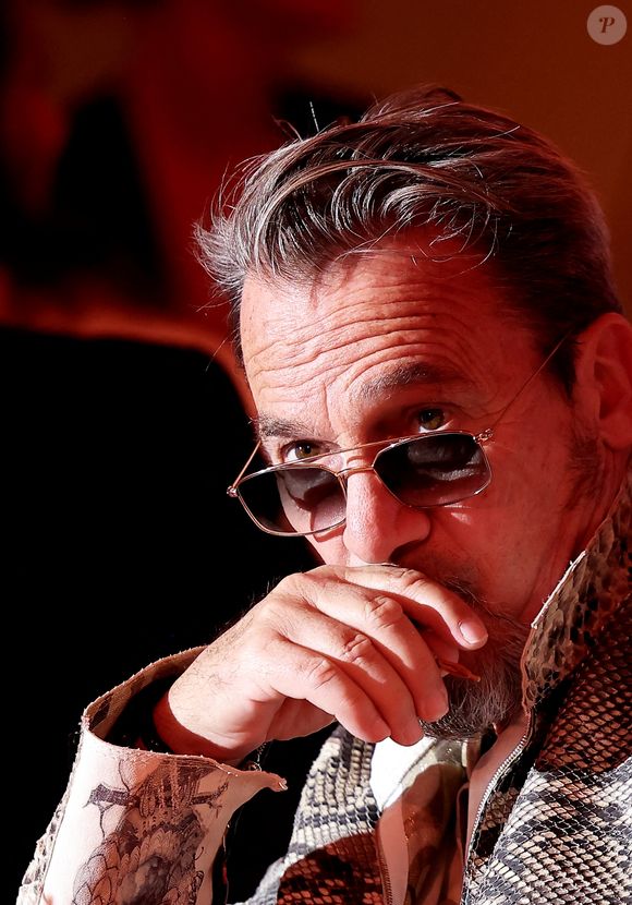 Florent Pagny - Soirée de gala "Heroes for Imagine" qui a permis de récolter dix millions d'euros au profit de la recherche contre les maladies génétiques à Paris le 23 septembre 2024.

© Dominique Jacovides / Bestimage