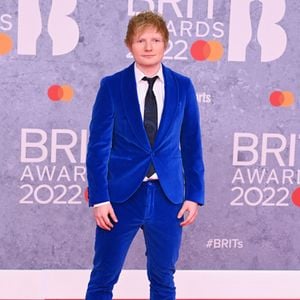 Depuis le début de sa carrière il y a vingt ans, Ed Sheeran a perdu de nombreux kilos.

Ed Sheeran au photocall de la soirée des BRIT Awards 2022 à l'O2, Peninsula Square de Londres, Royaume Uni, le 8 février 2022. 

Photo : Agence / Bestimage