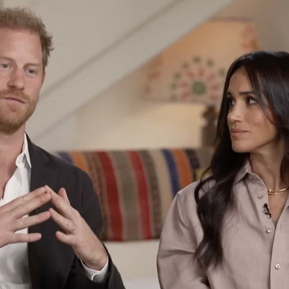 Le prince Harry, duc de Sussex et Meghan Markle, duchesse de Sussex, lors d'une interview pour l'émission CBS News Sunday Morning, diffusée le 4 août 2024. Lors de ce programme, le couple princier a évoqué leurs enfants, Archie Harrison, 5 ans et Lilibet Diana, 3 ans et leur volonté de les protéger des dangers du web. JLPPA/Bestimage