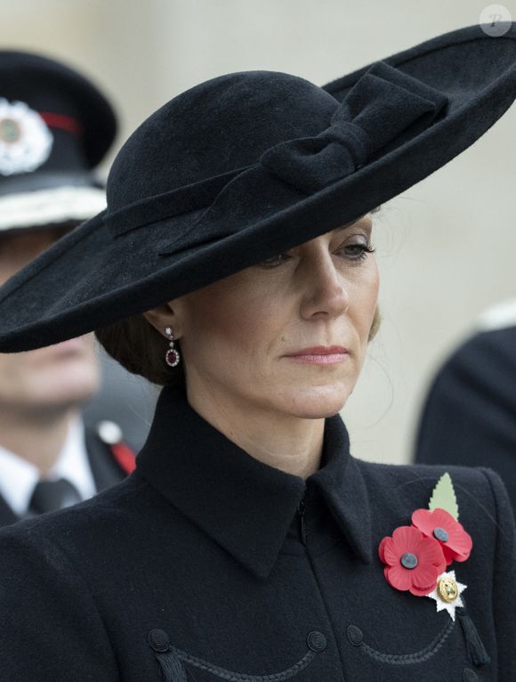 Kate Middleton, princesse de Galles, lors de la cérémonie du souvenir organisée par la Royal British Legion au National Memorial Arboretum dans le Staffordshire le 11 novembre 2025. Photo par GOFF  / BESTIMAGE
