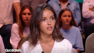 Lyna Khoudri en couple avec Karim Benzema, la comédienne revient sur leur officialisation au Festival de Cannes dans Quotidien
