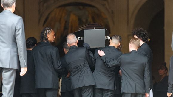 "On est tous privilégiés" : Un visage bien connu de la télévision, qui a travaillé avec Thierry Ardisson, nous embarque dans les coulisses de la cérémonie