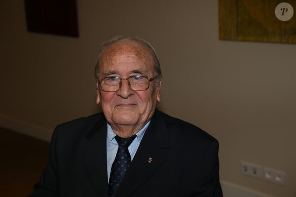Qui lui a rendu un hommage vibrant.

Exclusif - Jean-Joseph Pastor (Chancelier de l'Ordre de Saint-Charles) - La princesse Camilla de Bourbon des deux Siciles lors de l'inauguration de l'association des amis du centre scientifique à Monaco le 19 février 2015 
©Claudia Albuquerque / Bestimage