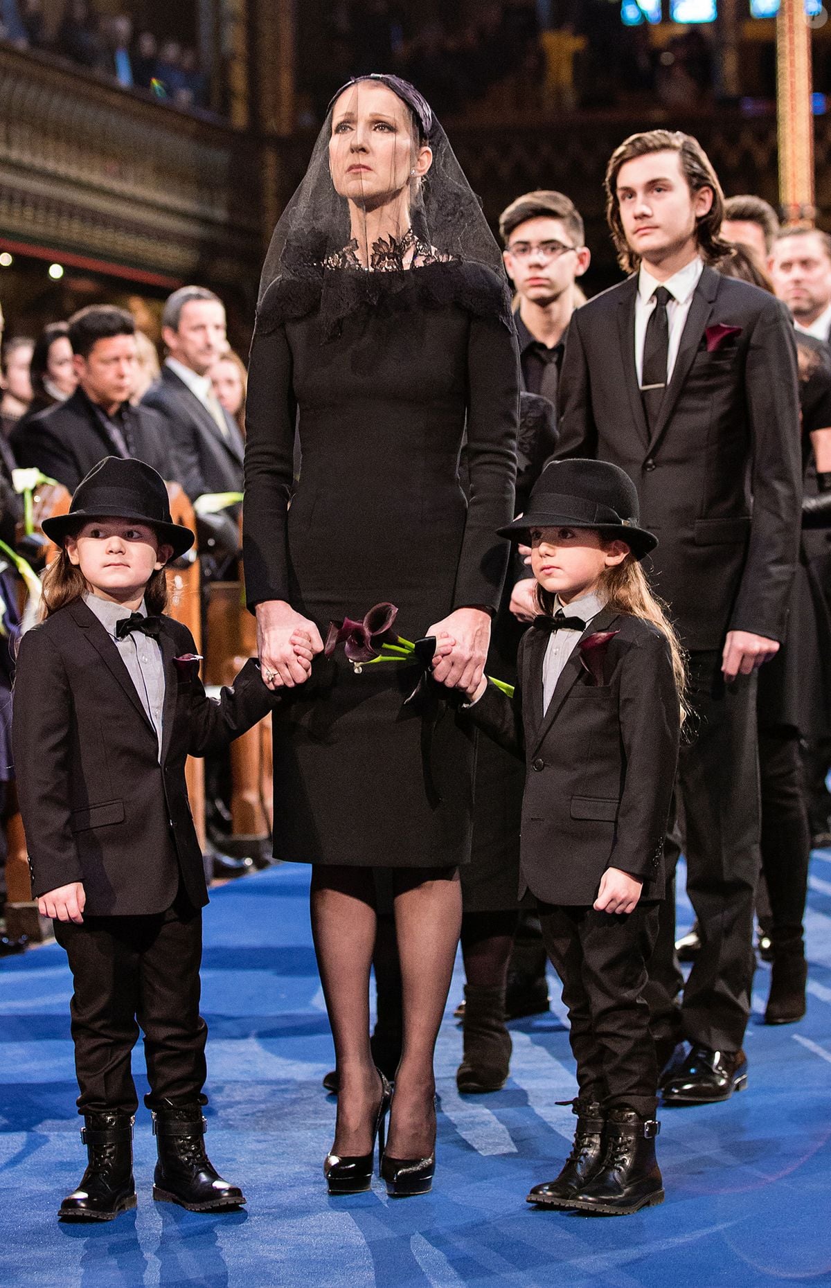 photo-ren-ang-lil-est-mort-il-a-9-ans-son-pouse-c-line-dion-la