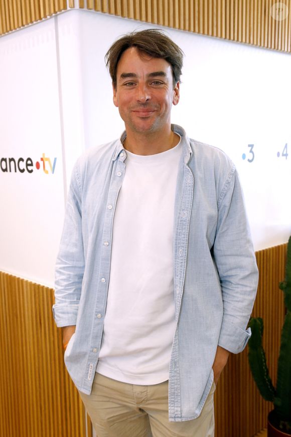 Exclusif - Julian Bugier - Déjeuner dans la loge de France TV lors de la Finale Femmes des Internationaux de France de Tennis de Roland Garros 2024 - Jour 14 à Paris le 08 Juin 2024. 

© Bertrand Rindoff / Bestimage