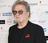 Il s'agit de sangliers, qui ont littéralement ravagé le terrain de sa maison.

Eddy Mitchell (Trophée d'honneur Accuracy) - 31ème cérémonie des Trophées du film français à l'hôtel Intercontinental à Paris le 6 février 2024. Ces Trophées récompensent notamment les champions du box-office et des audiences, ainsi que l'exploitant de l'année, trois duos producteur-réalisateur en cinéma et audiovisuel, le film documentaire et la personnalité de l'année, désignée par les lecteurs. © Coadic Guirec/Bestimage