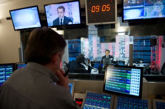 Le président de la République Nicolas Sarkozy invité par Jean Jacques Bourdin sur la chaîne BFMTV et sur RMC. © Guillaume Gaffiot /Bestimage