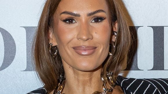 Vitaa : Avec son mari Hicham et leurs enfants Liham, Adam et Noah, elle profite d’un sublime domaine dans les Yvelines