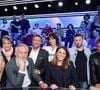 "TPMP" déjà de retour : Un chroniqueur historique annonce vouloir changer de vie à plus de 9000 km de la France
Exclusif - Polska, Isabelle Morini-Bosc, Jean-Michel Maire, Bernard Montiel, Geraldine Maillet, Valérie Benaim, Raymond Aabou, Benjamin Castaldi, sur le plateau de l’émission « TPMP » présentée par C.Hanouna et diffusée en direct sur C8, Paris, France. © Jack Tribeca / Bestimage