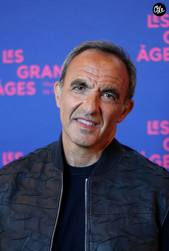 Nikos Aliagas - Vernissage de l'exposition "Les grands âges", photographies de Nikos Aliagas au musée de l'Homme à Paris le 7 avril 2026. © Dominique Jacovides/Bestimage