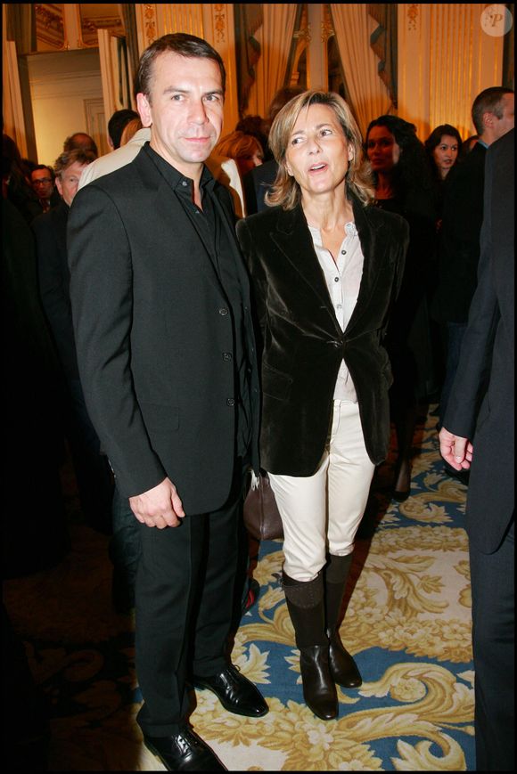 Claire Chazal et Philippe Torreton - Cérémonie de remise de décorations au ministère de la Culture en 2006. © Bestimage