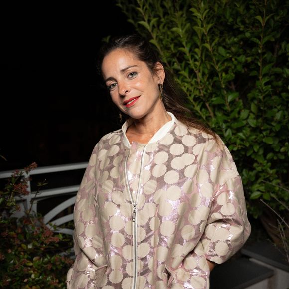 Audrey Dana - Personnalités lors du dîner de lancement du sac LOUMI par la maison Floriane Studio, à l'occasion de la fashion week de Paris. Le 27 septembre 2023 AGENCE / BESTIMAGE