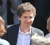 “Je dirais juste que quand il y a avec un enfant une connivence sur les goûts, le mode de vie, c’est magnifique”, ajoute-t-elle sur François Chazal Poivre d'Arvor

François Poivre d'Arvor (fils de Claire Chazal) - Obsèques de Josette Chazal, la mère de Claire Chazal, en l'église Notre Dame d'Auteuil à Paris, le 14 avril 2015. - Obsèques de Josette Chazal, la mère de Claire Chazal, en l'église Notre Dame d'Auteuil à Paris, le 14 avril 2015. - Obsèques de Josette Chazal, la mère de Claire Chazal, en l'église Notre Dame d'Auteuil à Paris, le 14 avril 2015.