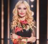 Elle explique ainsi : "je fais du sport mais pas vraiment le sport comme on l’imagine, je jardine beaucoup, ce qui est un vrai sport parce que je soulève les dalles et tout ça et les et les arbres, mais je danse aussi beaucoup"

Jeanne Mas - Cérémonie de la 40ème édition des Victoires de la Musique à la Seine Musicale à Boulogne-Billancourt, France.Octobre 2025 © Coadic Guirec/Bestimage