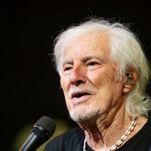 Hugues Aufray en concert au Zenith de Rouen le 27 juin 2026. © Pierre Perusseau/Bestimage