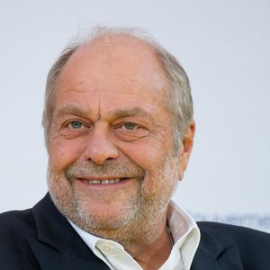 Invité de l’émission “C à Vous”, Éric Dupond-Moretti est venu évoquer son seul-en-scène J’ai dit oui !.

Eric Dupond Moretti ( ancien Ministre de la Justice, Ministre de la Justice ) lors de la Rencontre des entrepreneurs français LAREF25 à Roland Garros le 28 août 2025 à Paris, France. © Federico Pestellini/PSNewz/Bestimage