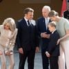 Les relations personnelles entre les Macron et les souverains monégasques sont étroites et durables, grâce à de nombreuses rencontres officielles ces dernières années.

Le président français Emmanuel Macron et son épouse Brigitte Macron aux côtés du prince Albert II de Monaco, de la princesse Charlène et de leurs enfants Gabriella et Jacques, lors d'une cérémonie d'accueil à leur arrivée pour une visite d'État de deux jours au Palais Princier de Monaco, le 07 juin 2025. Photo par David NIVIERE/ABACAPRESS.COM